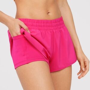 Offline by Aerie Hot Stuff Short Sz Medium